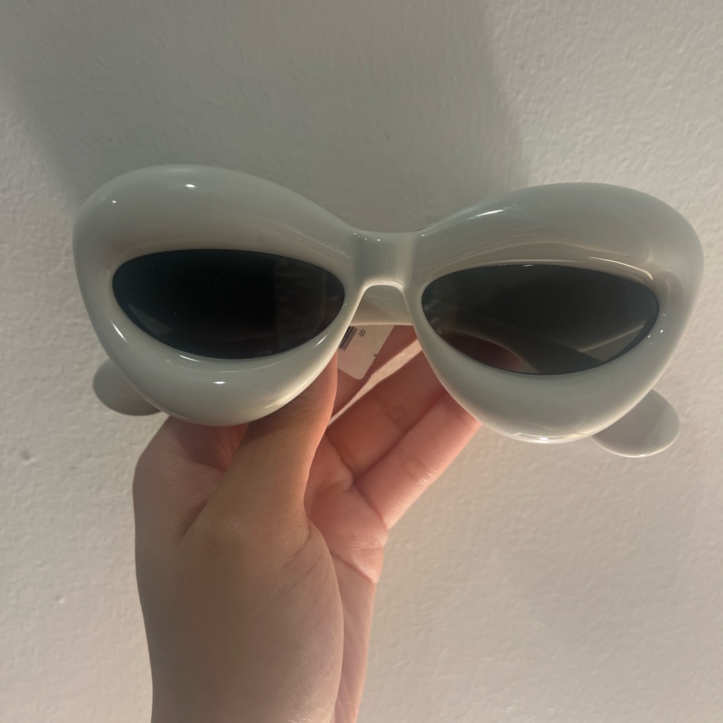Loewe White Cat-Eye Framed Sunglasses